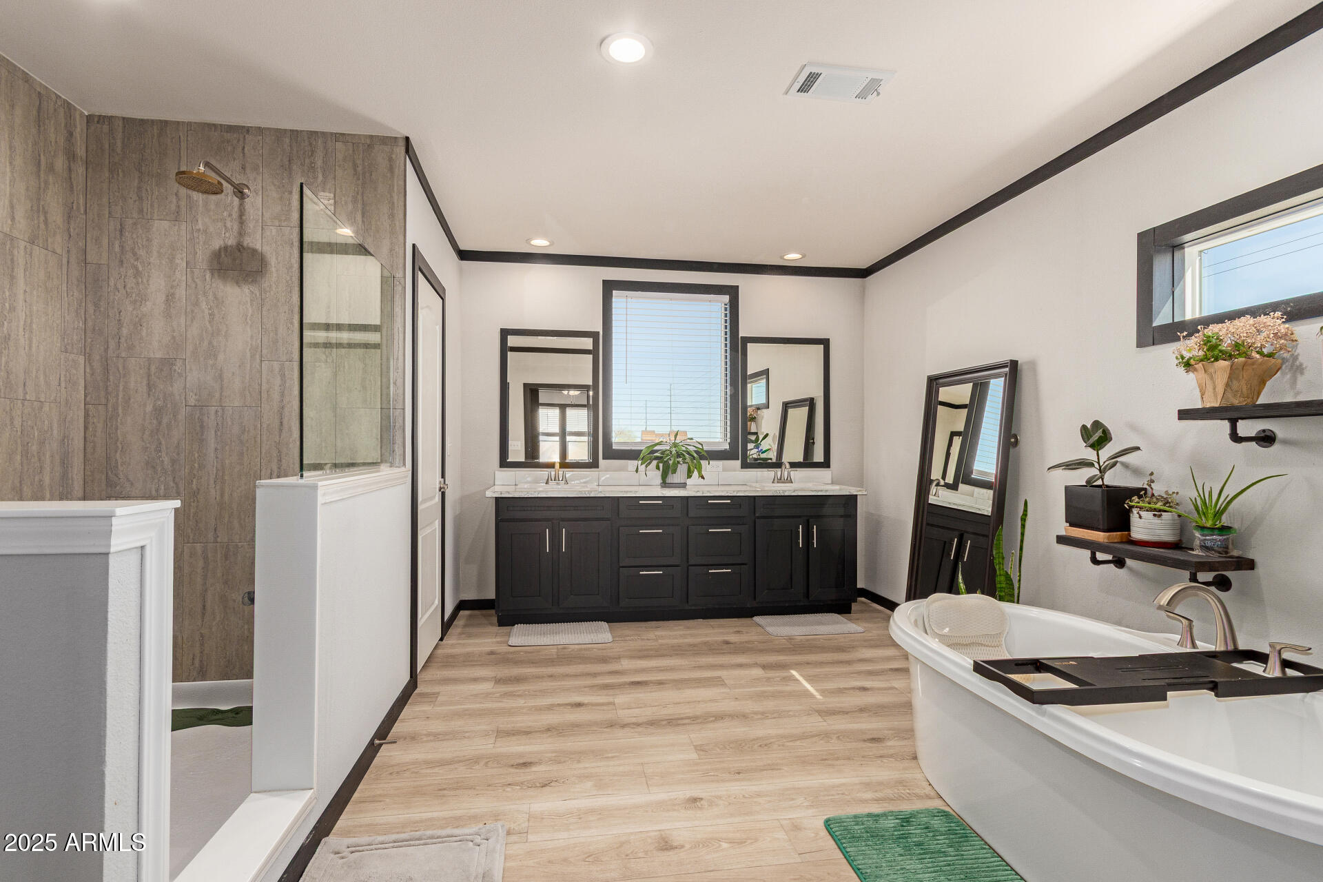 28203 N 255TH Avenue