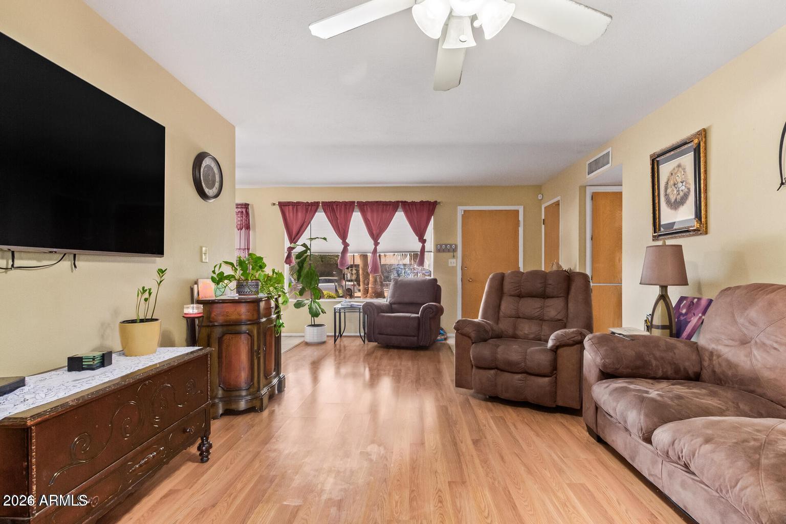 427 N 55TH Place