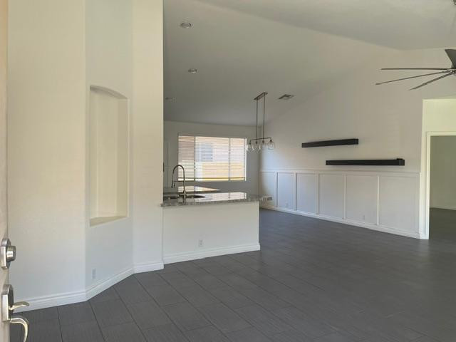 2670 E Hulet Drive