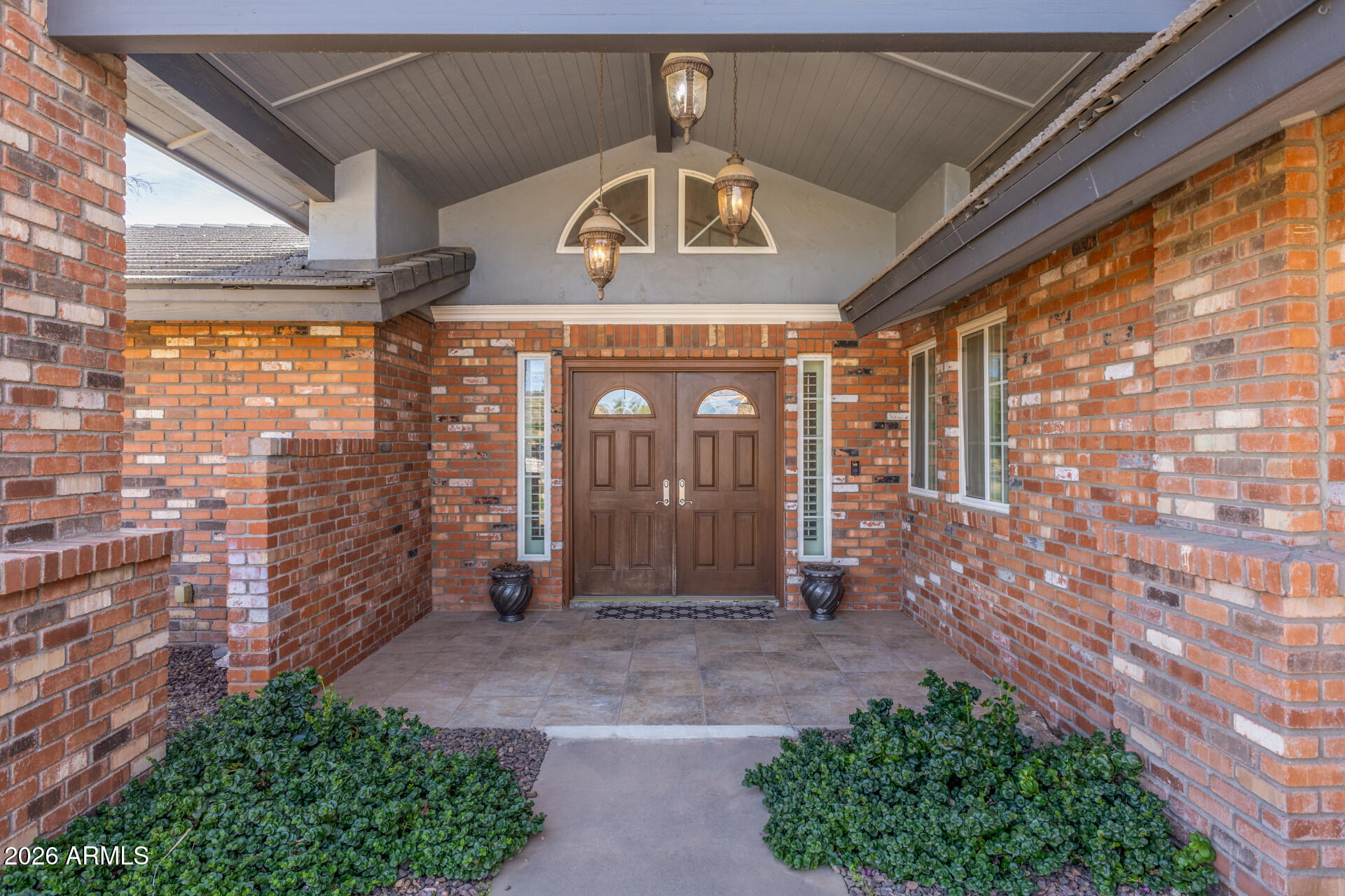 4933 W FALLEN LEAF Lane