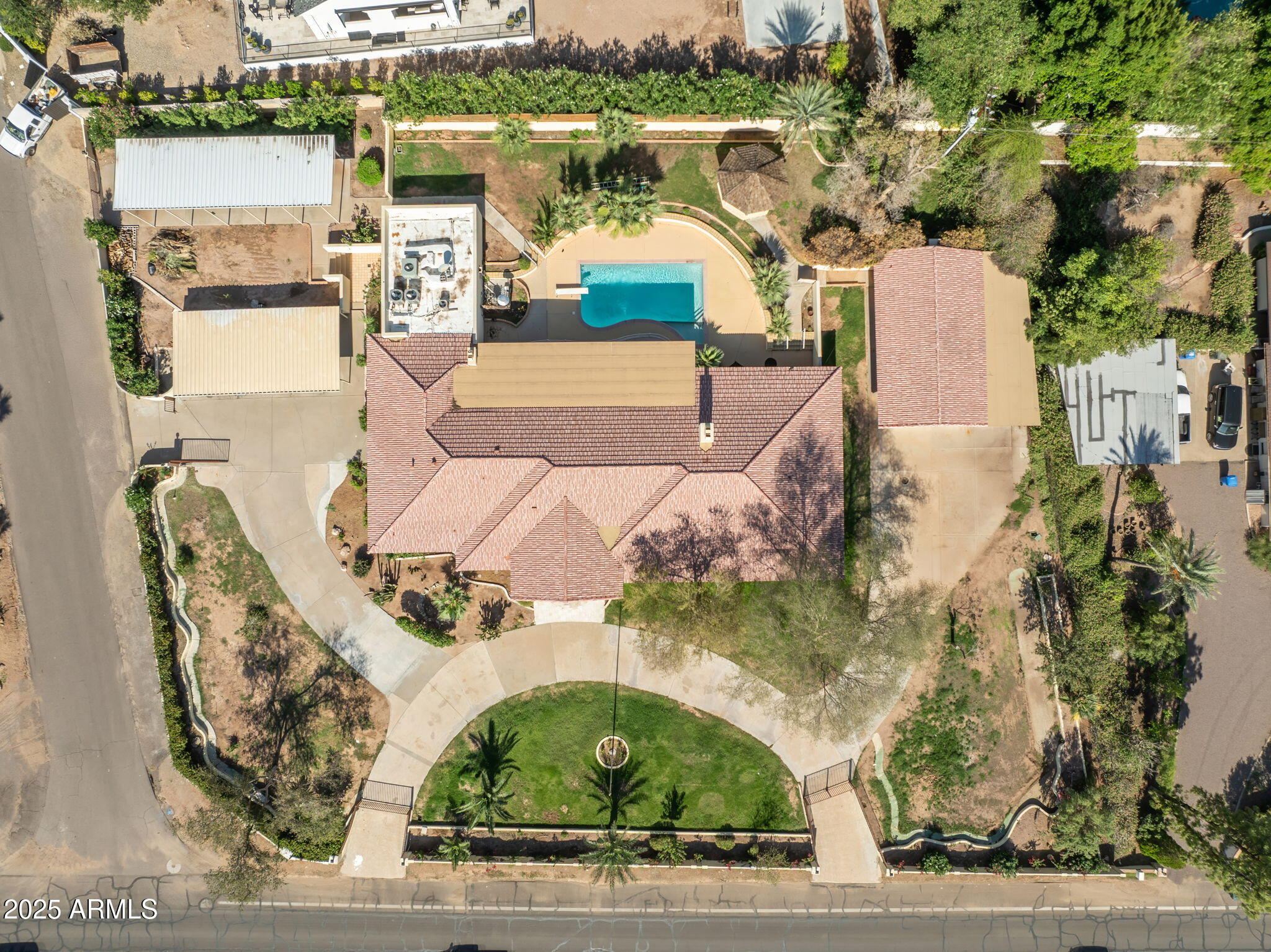 5310 E CAMELBACK Road