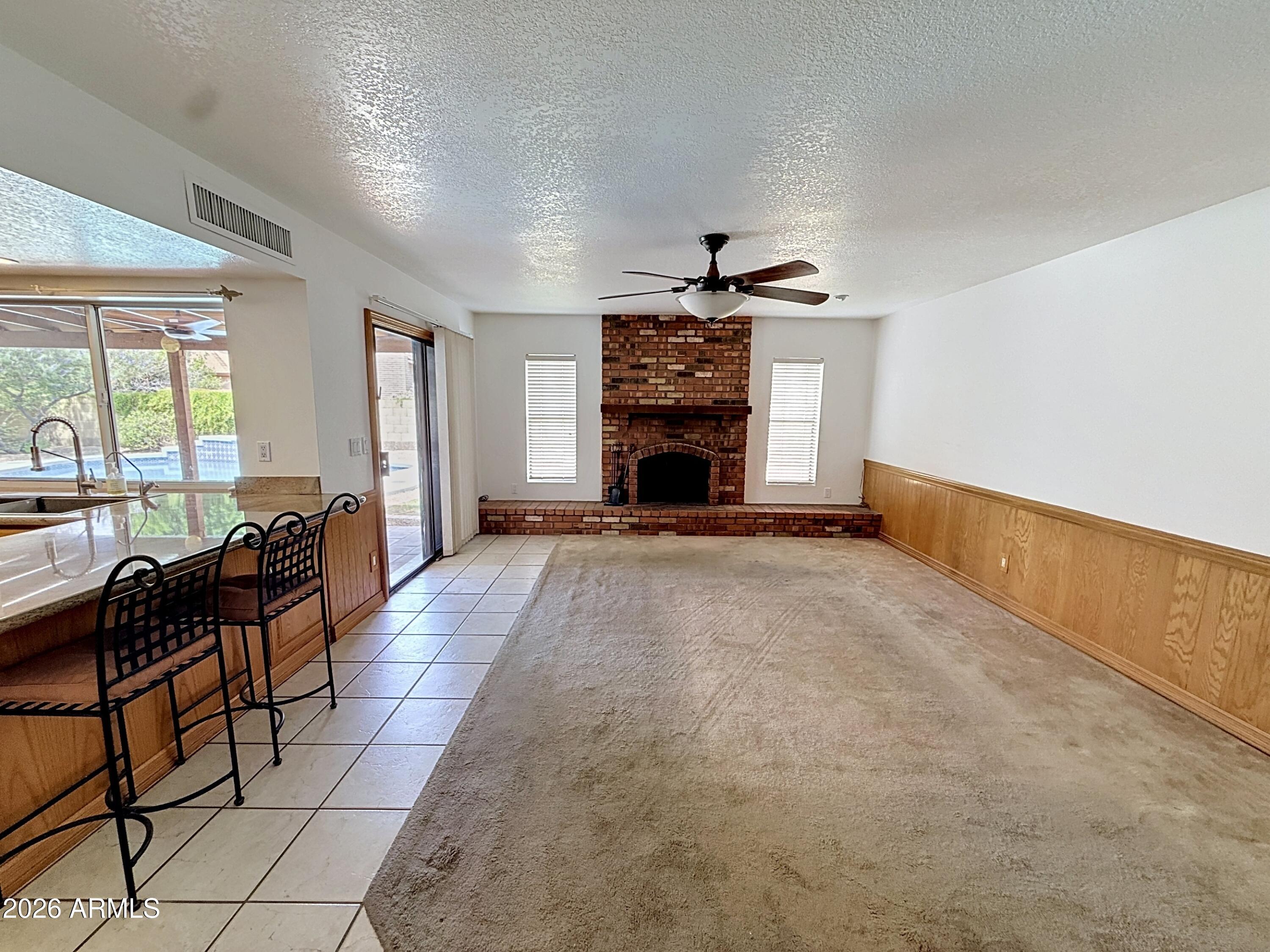 COUNTRY RIDGE - Residential