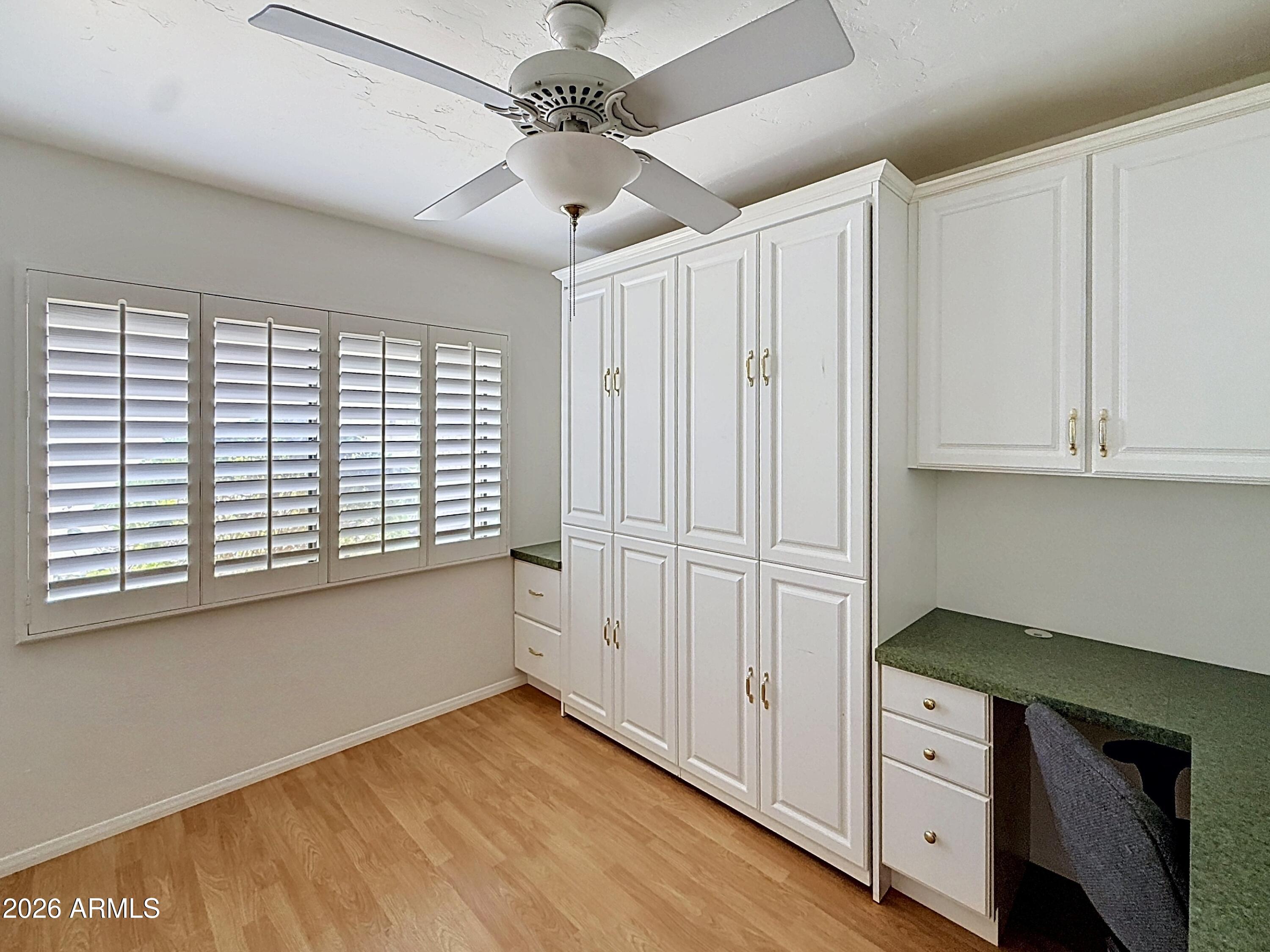 COUNTRY RIDGE - Residential