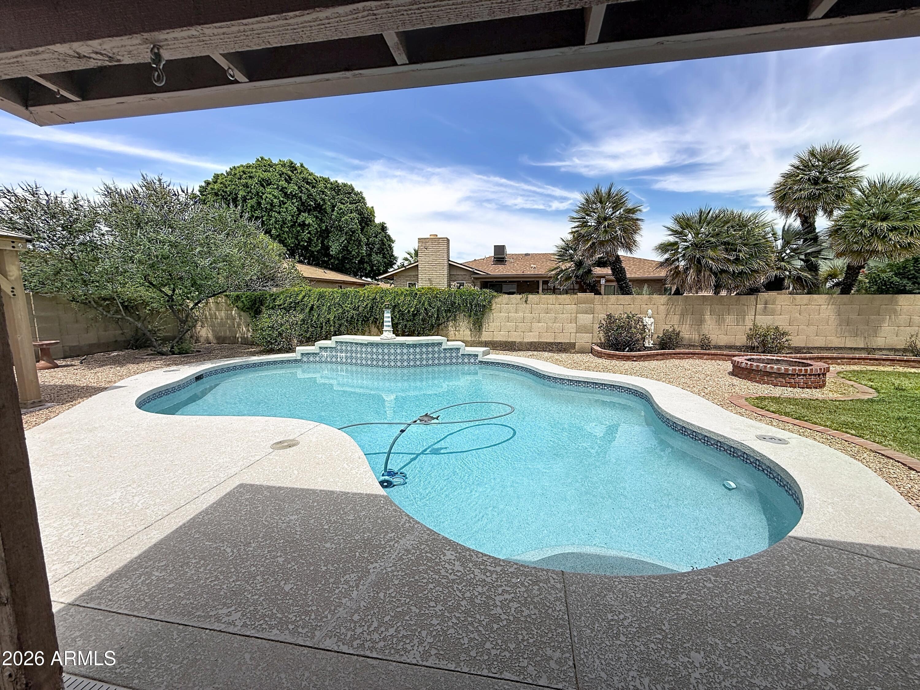 COUNTRY RIDGE - Residential