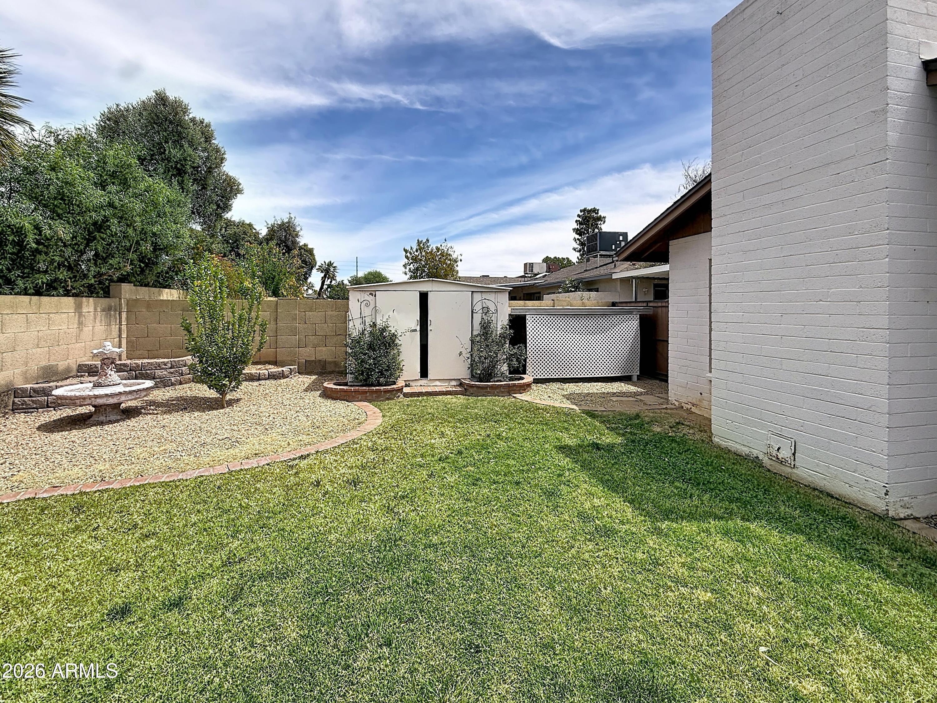 COUNTRY RIDGE - Residential