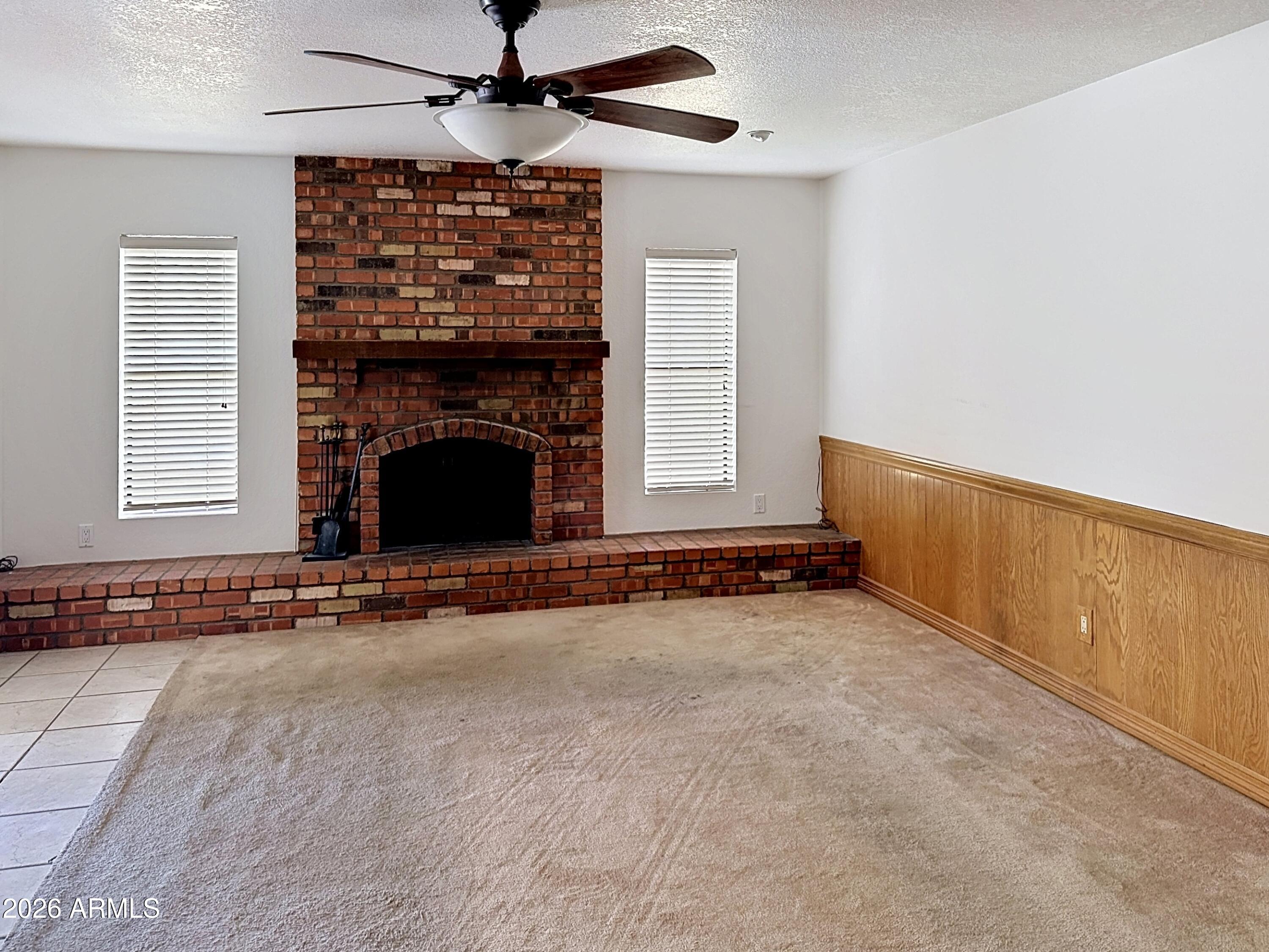 COUNTRY RIDGE - Residential