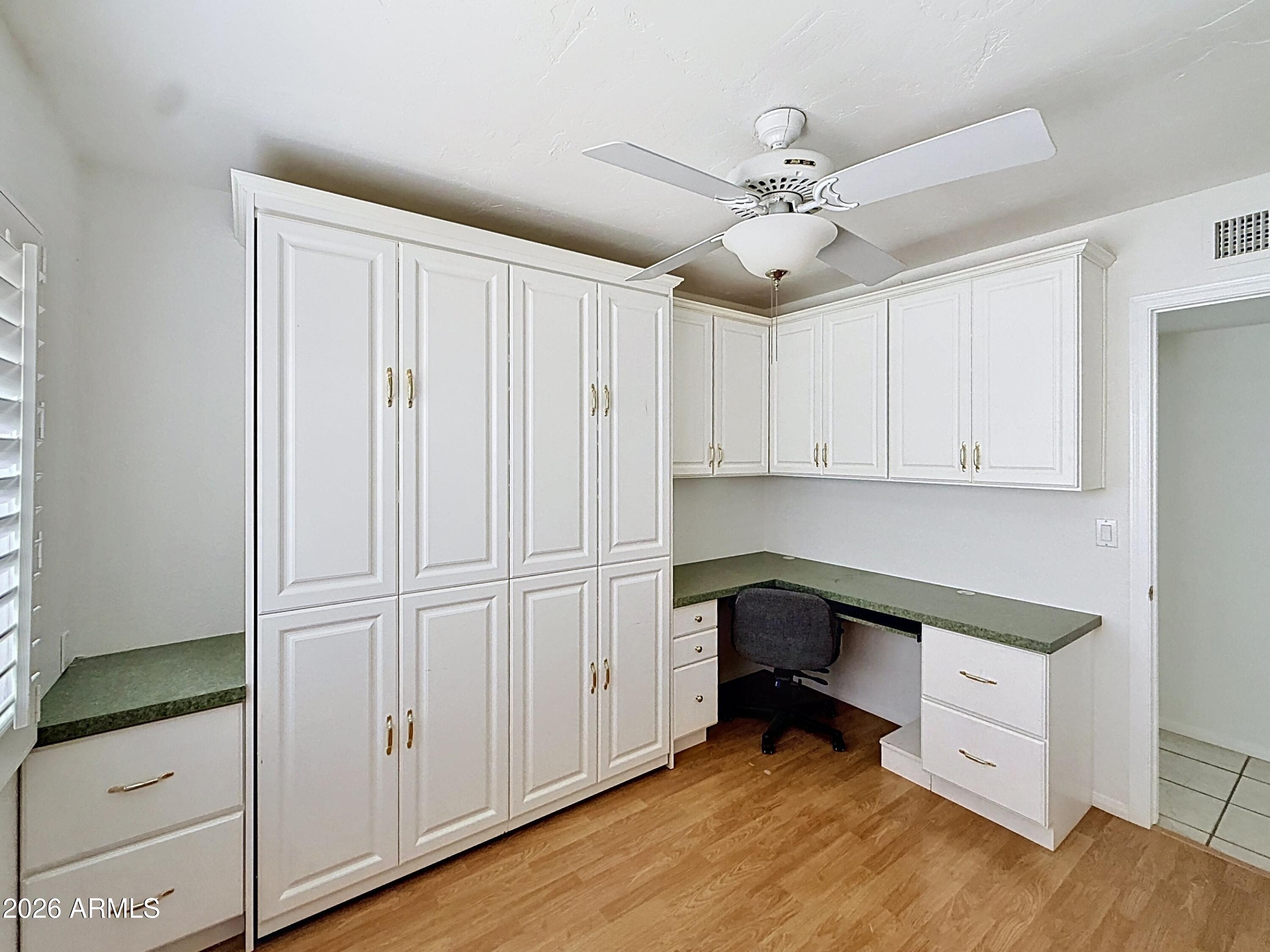 COUNTRY RIDGE - Residential