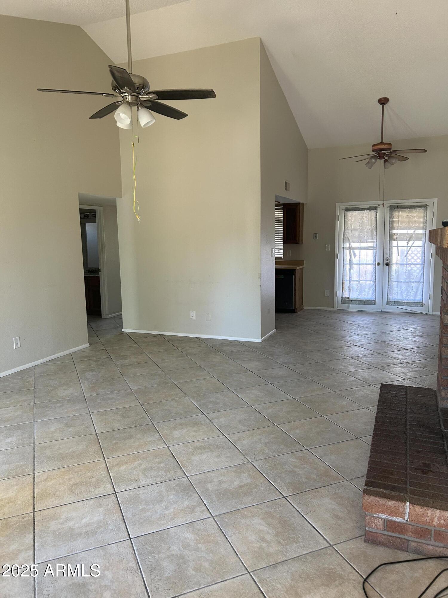 8814 W COOLIDGE Street