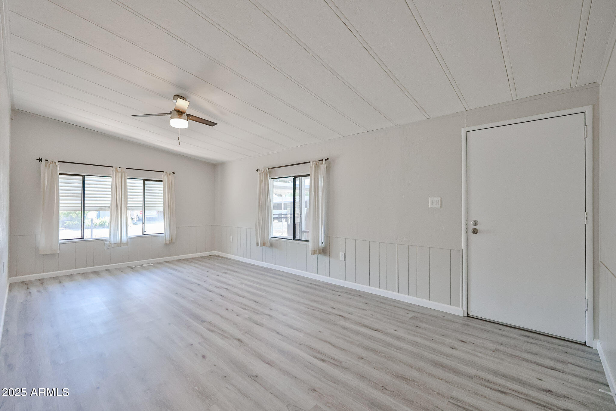 10951 N 91 Avenue 23