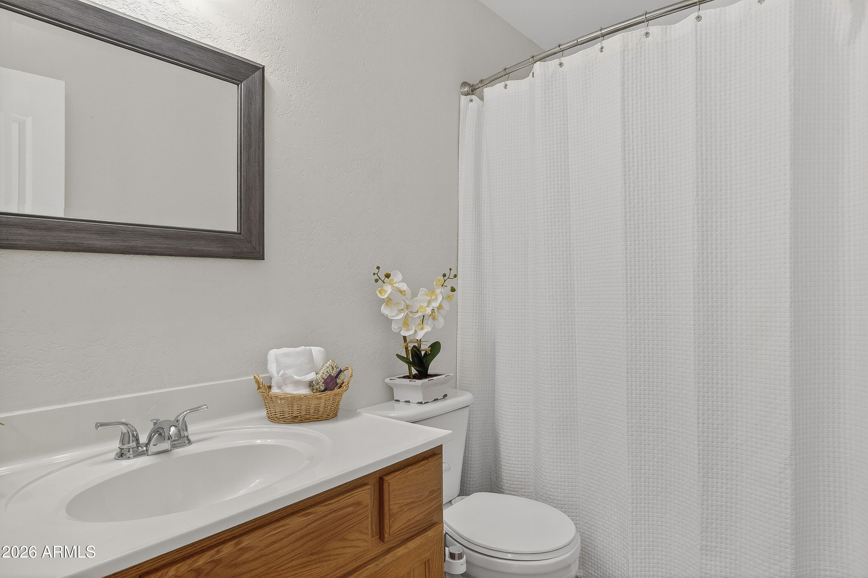 TOWNHOMES AT BOULDER POINTE 2 - Residential
