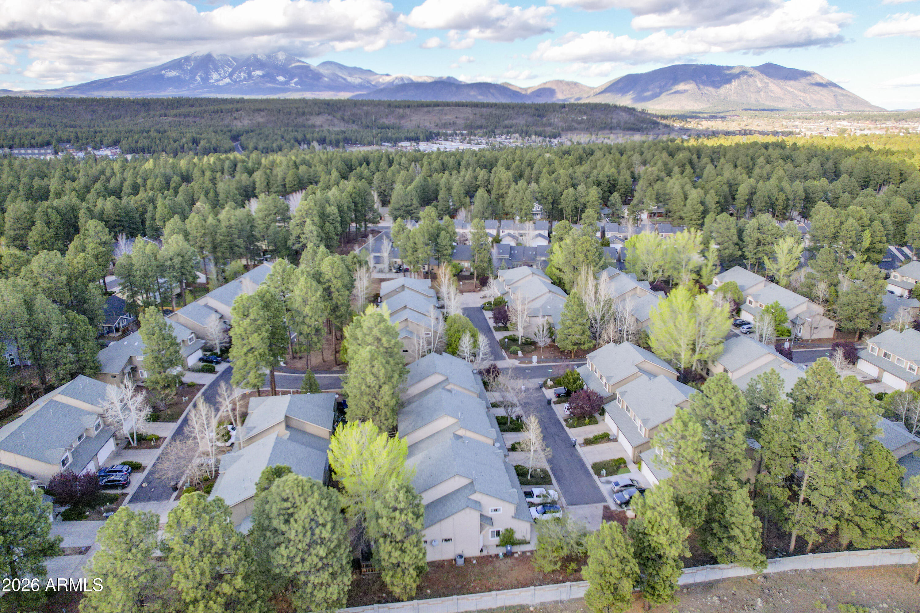 TOWNHOMES AT BOULDER POINTE 2 - Residential