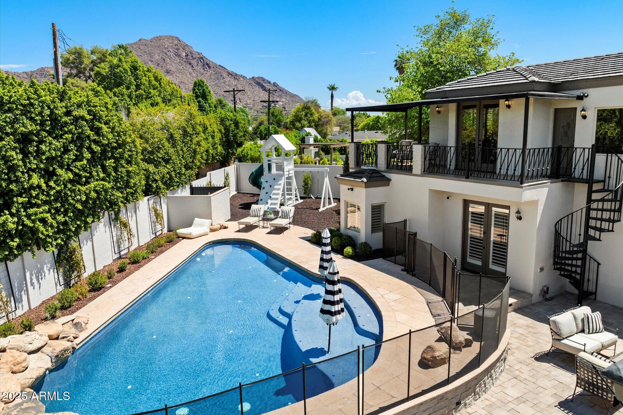 DEL RAY ESTATES - Residential