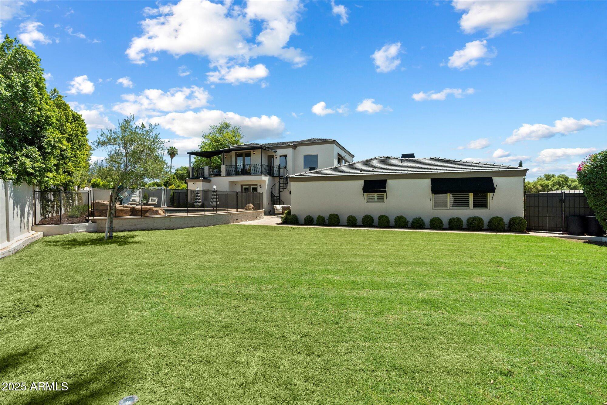 DEL RAY ESTATES - Residential