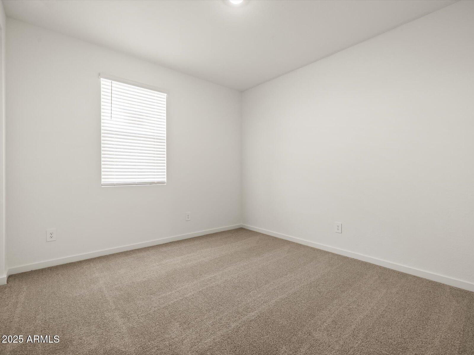 37484 W SAN SISTO Avenue