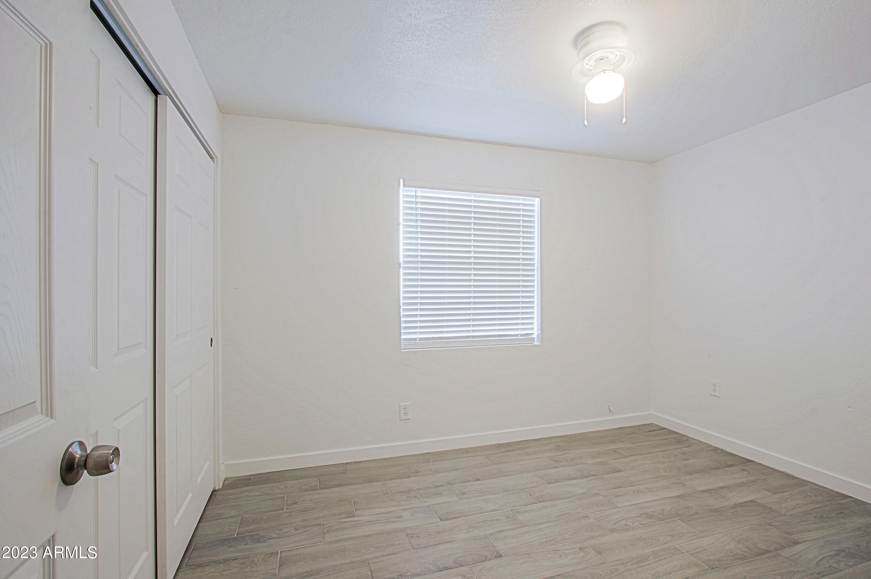 13207 N 21st Place 6