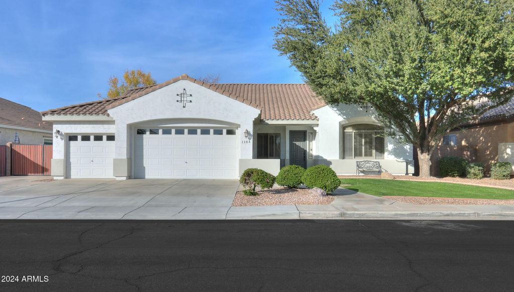 Photo of 1184 E Prescott Place, Chandler, AZ 85249 (MLS # 6912594)