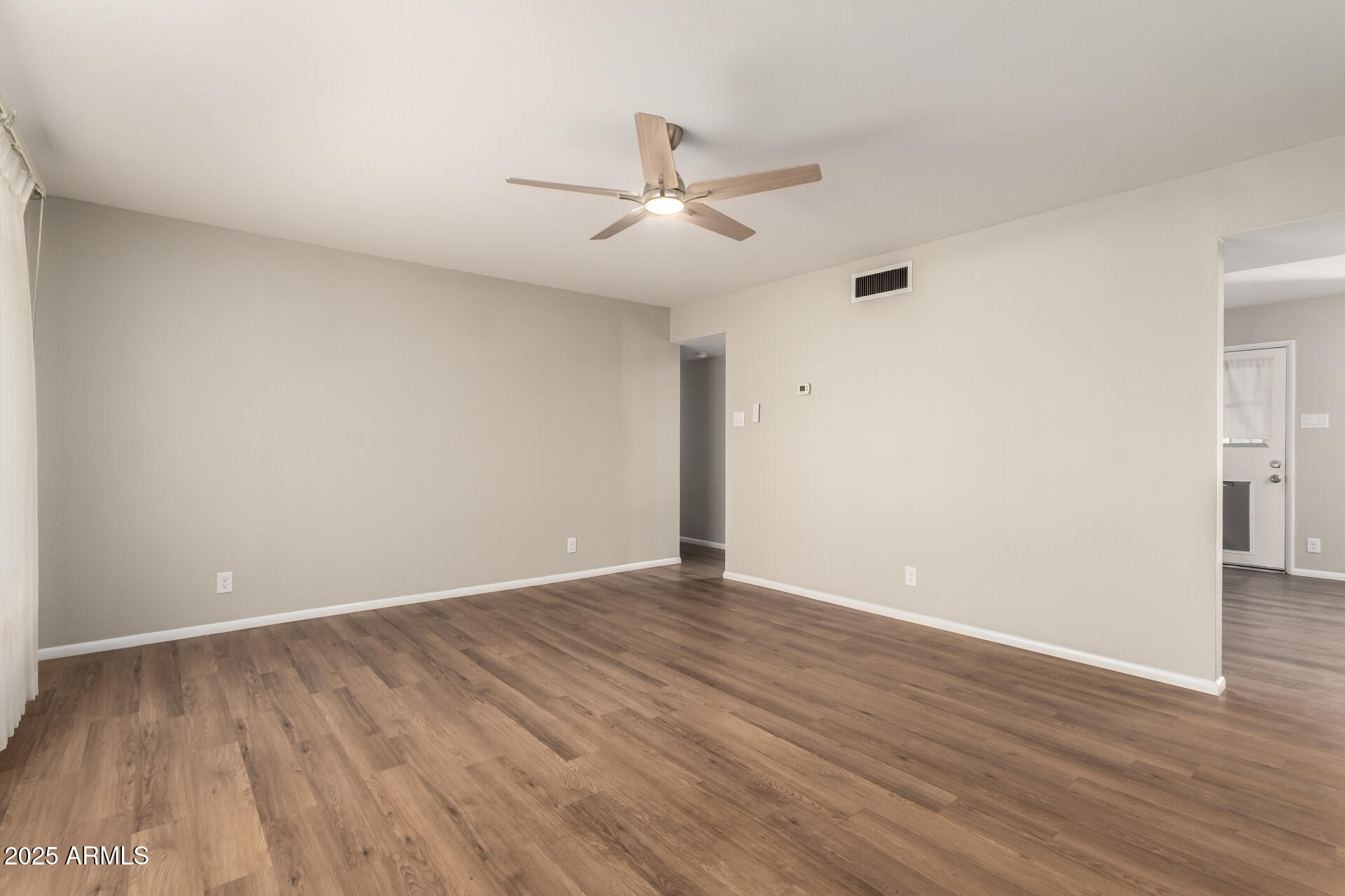 401 W VINEYARD Road