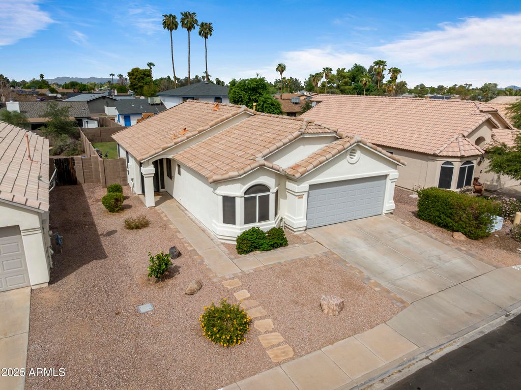 Photo of 1460 N Dakota Street, Chandler, AZ 85225 (MLS # 6921299)