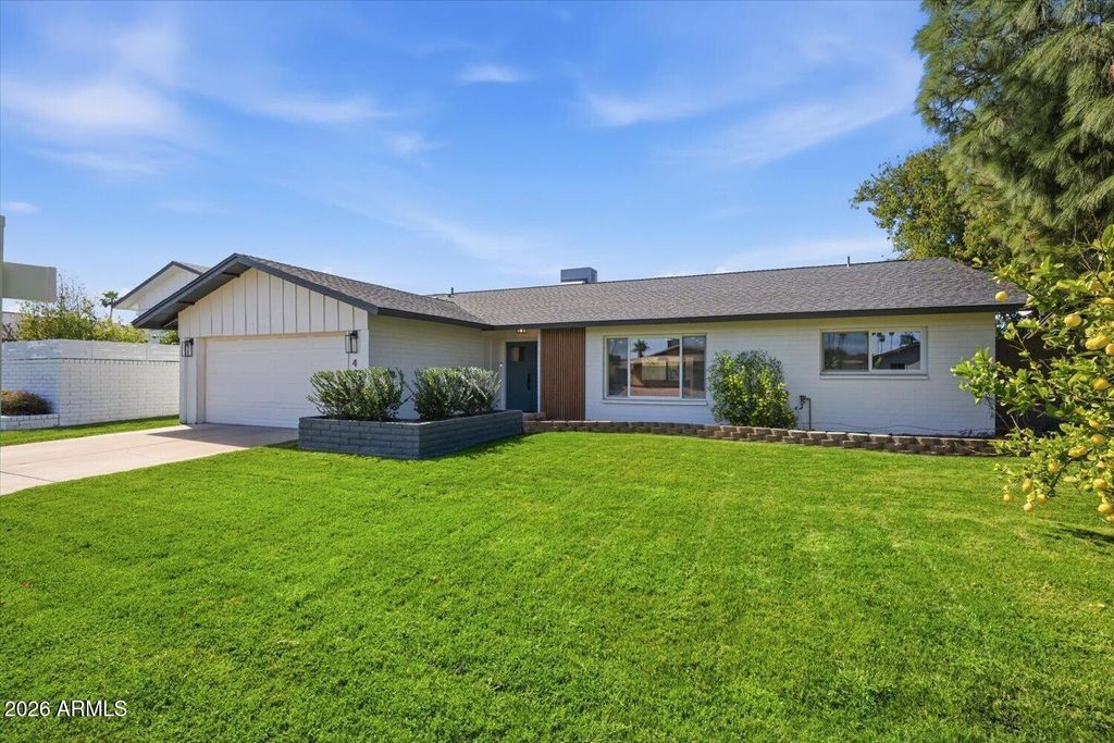 Photo of 4414 S Terrace Road, Tempe, AZ 85282 (MLS # 6990130)