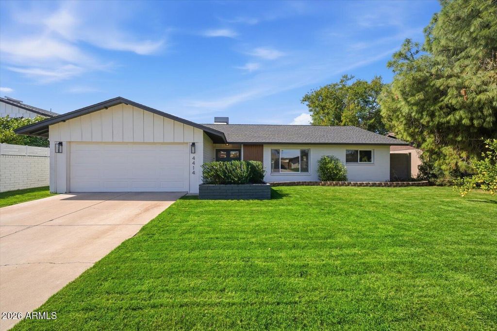 Photo of 4414 S Terrace Road, Tempe, AZ 85282 (MLS # 6990130)