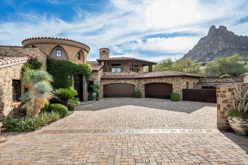 Photo of 10199 E Cavedale Drive, Scottsdale, AZ 85262 (MLS # 7087764)