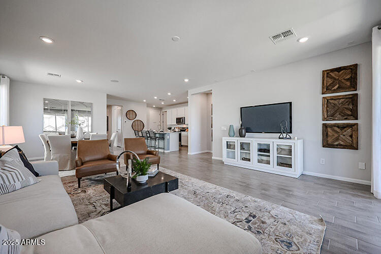 18183 W CALLE LEJOS --