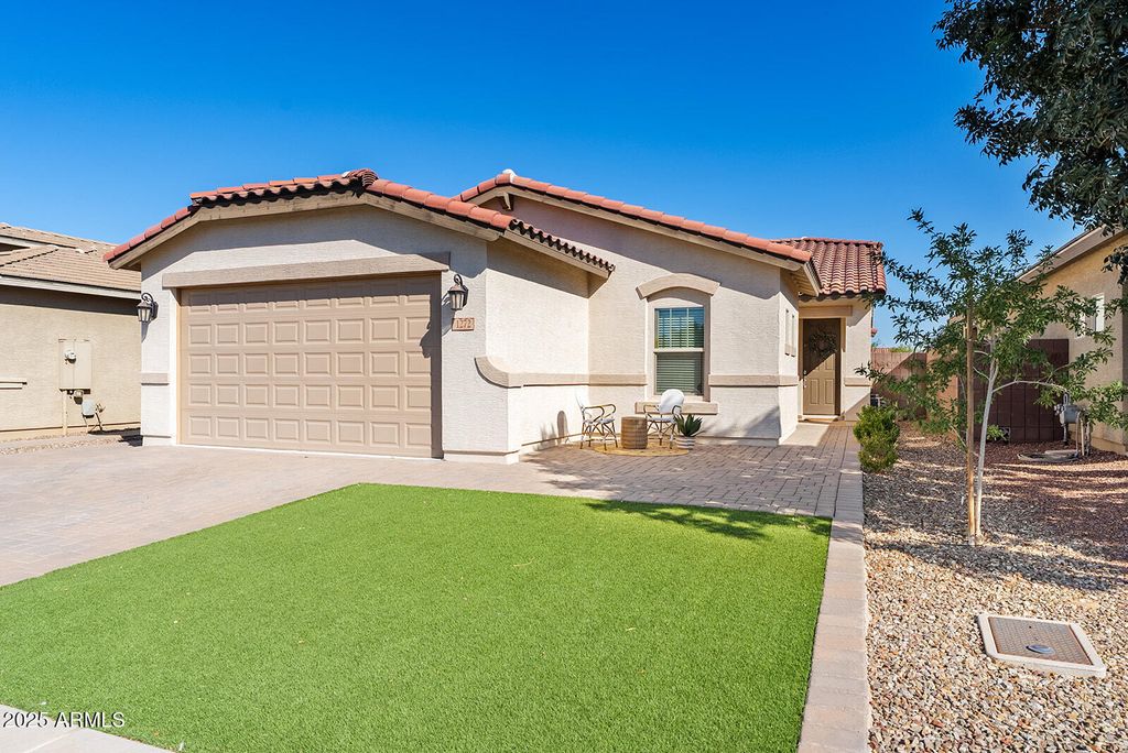 Photo of 1272 W Joshua Tree Avenue, Queen Creek, AZ 85140 (MLS # 6926567)
