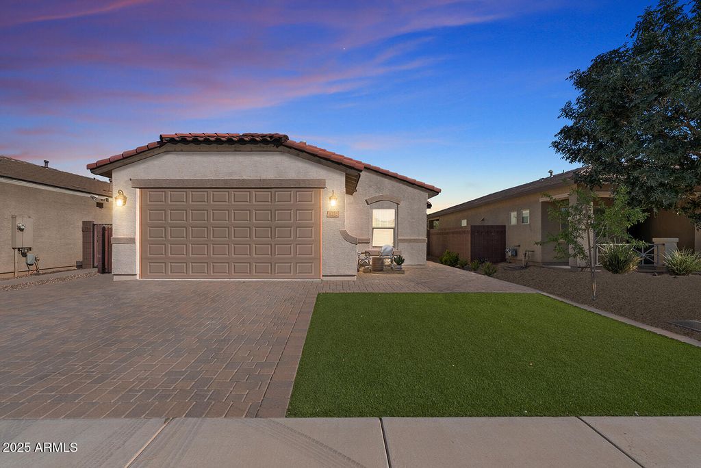 Photo of 1272 W Joshua Tree Avenue, Queen Creek, AZ 85140 (MLS # 6926567)