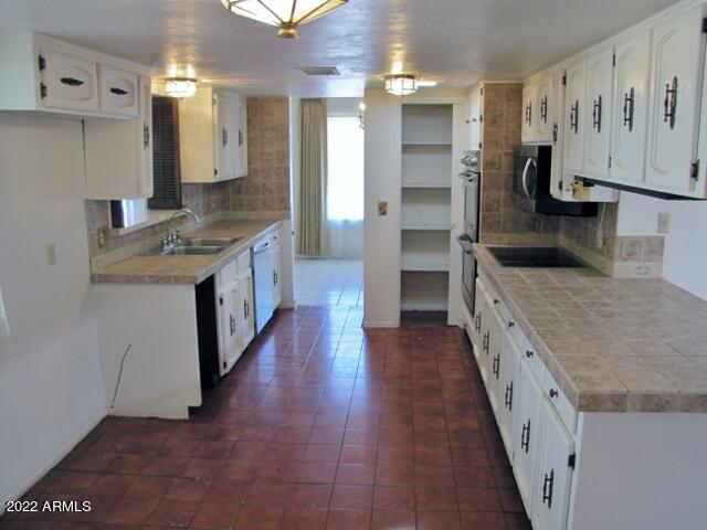 Town & Country Estates Unit 2 - Residential