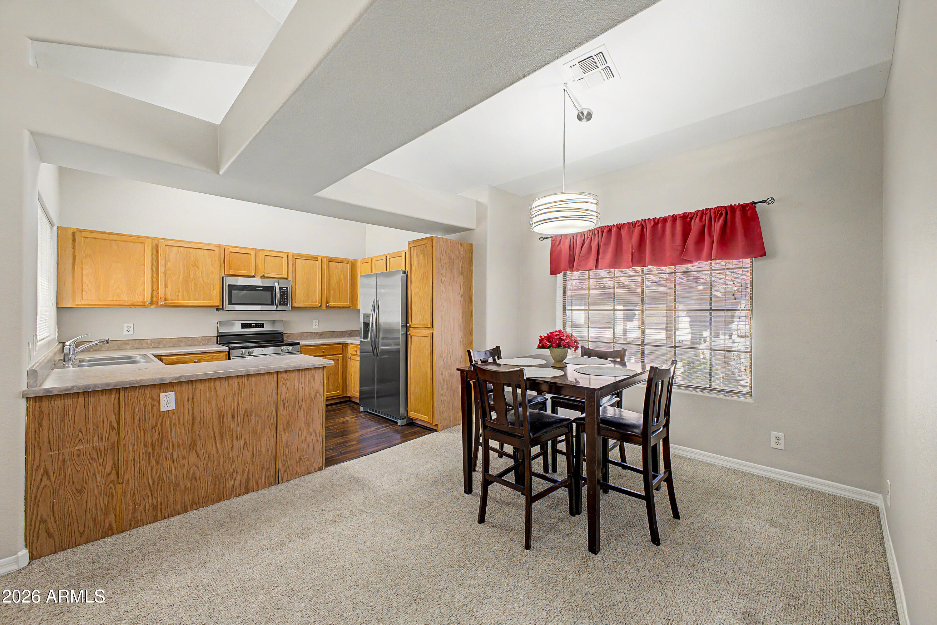 2801 N LITCHFIELD Road 17
