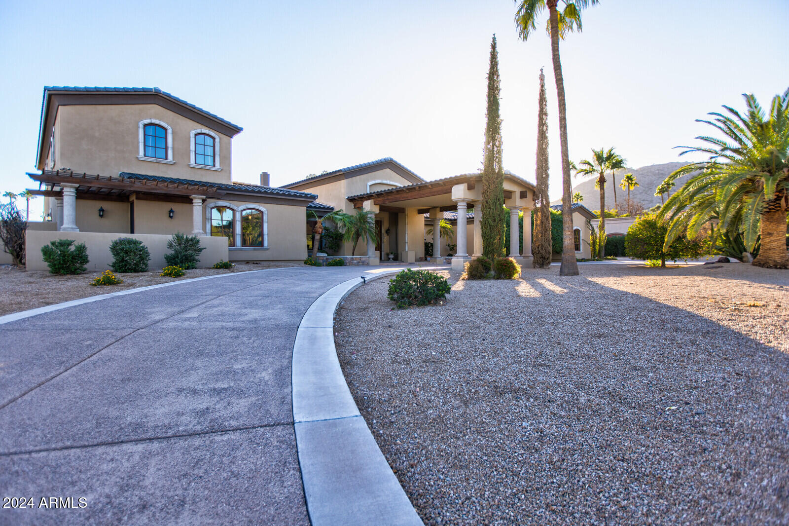 4723 E FOOTHILL Drive