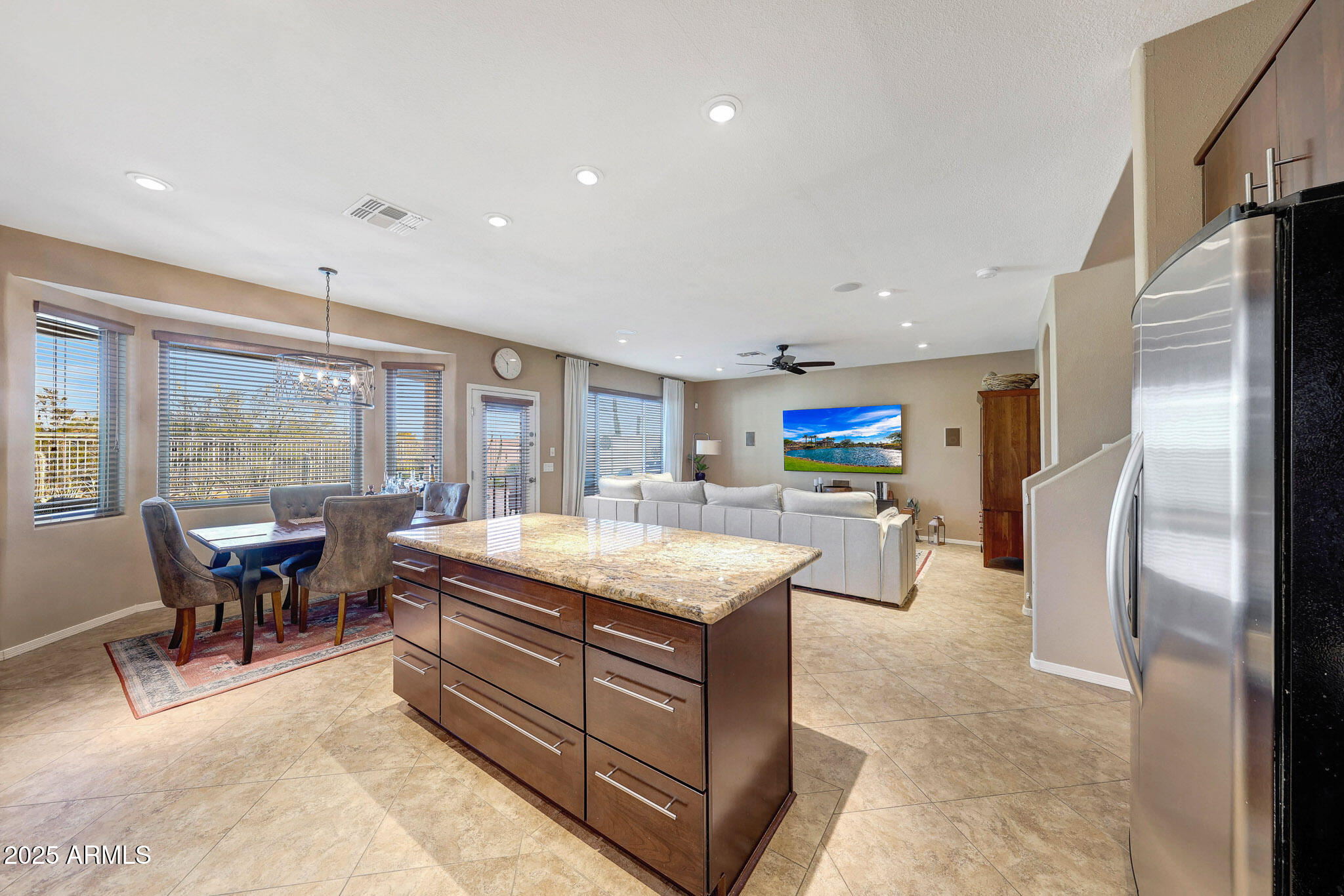 4317 E SMOKEHOUSE Trail