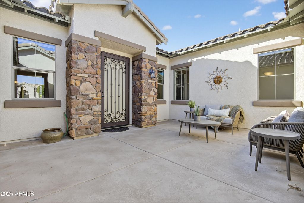 Photo of 16833 W Watkins Street, Goodyear, AZ 85338 (MLS # 6946201)