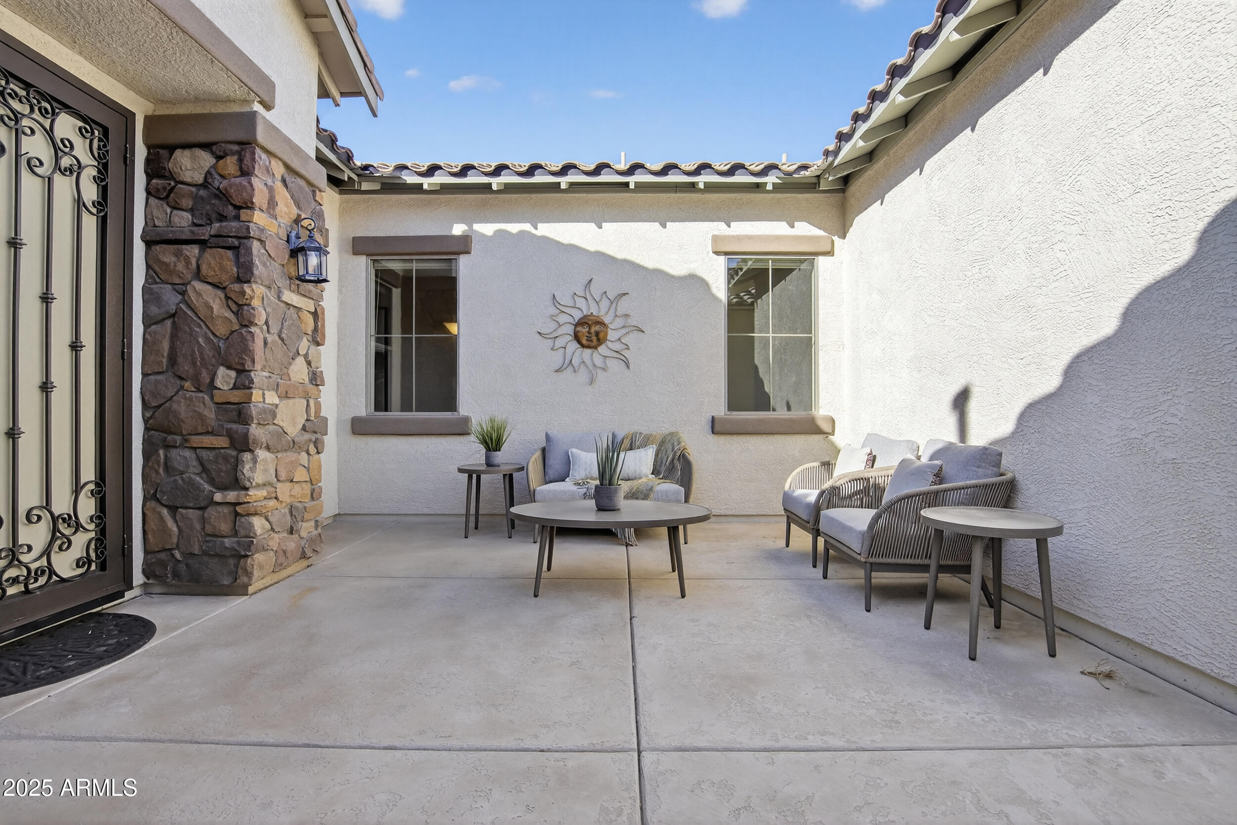 16833 W WATKINS Street