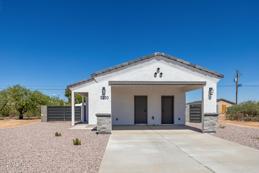 Photo of 3200 W Aguadero Drive, Eloy, AZ 85131 (MLS # 6975450)