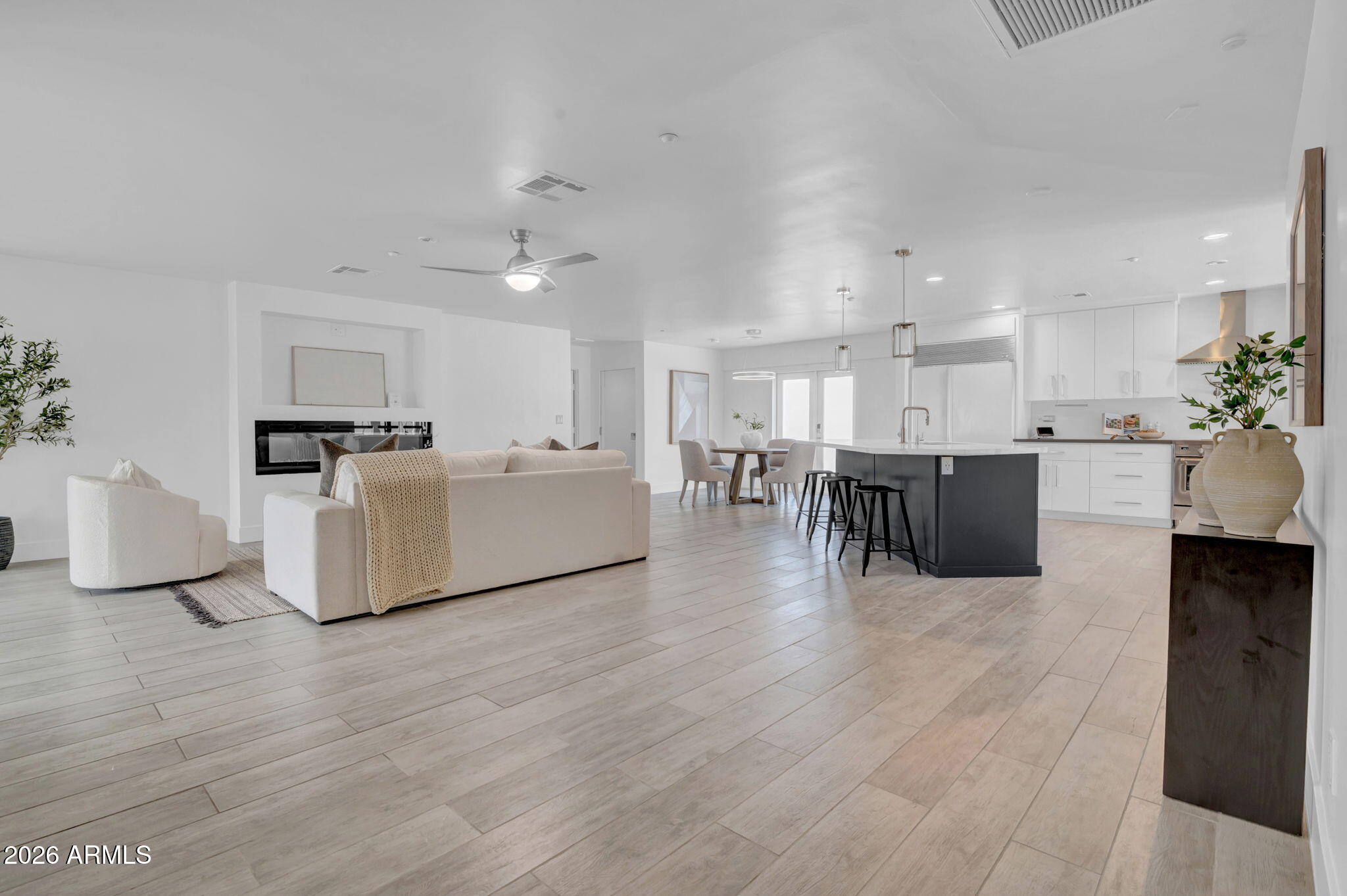 8740 E MONTE VISTA Road