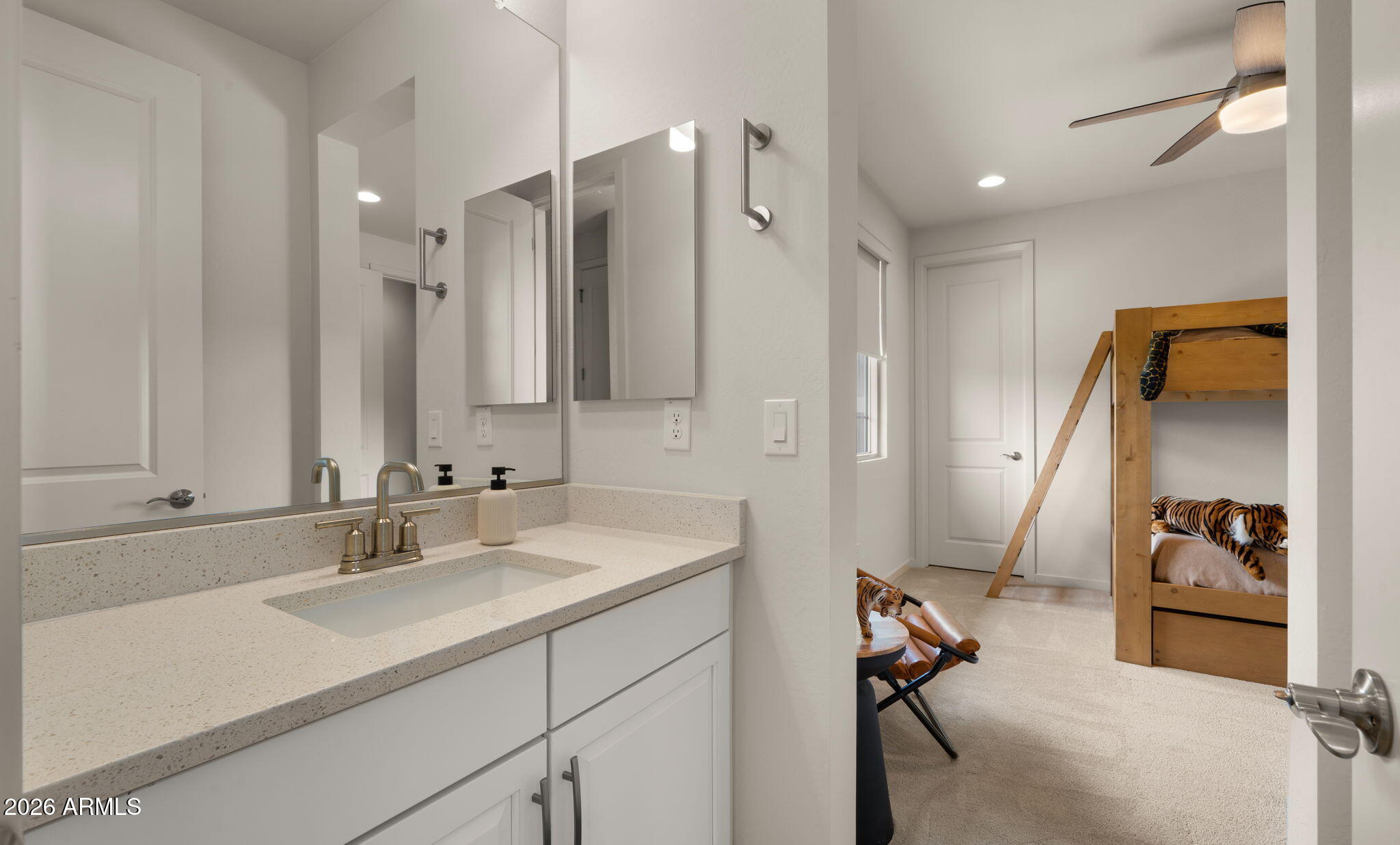 Talinn Desert Ridge - Residential