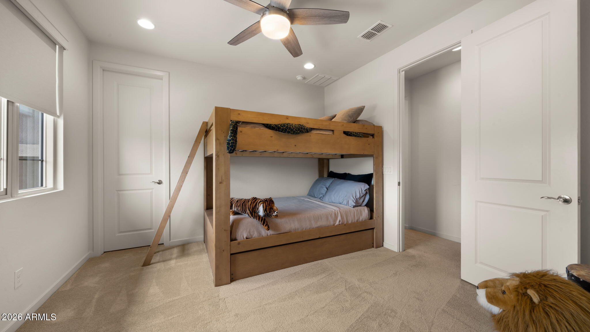 Talinn Desert Ridge - Residential