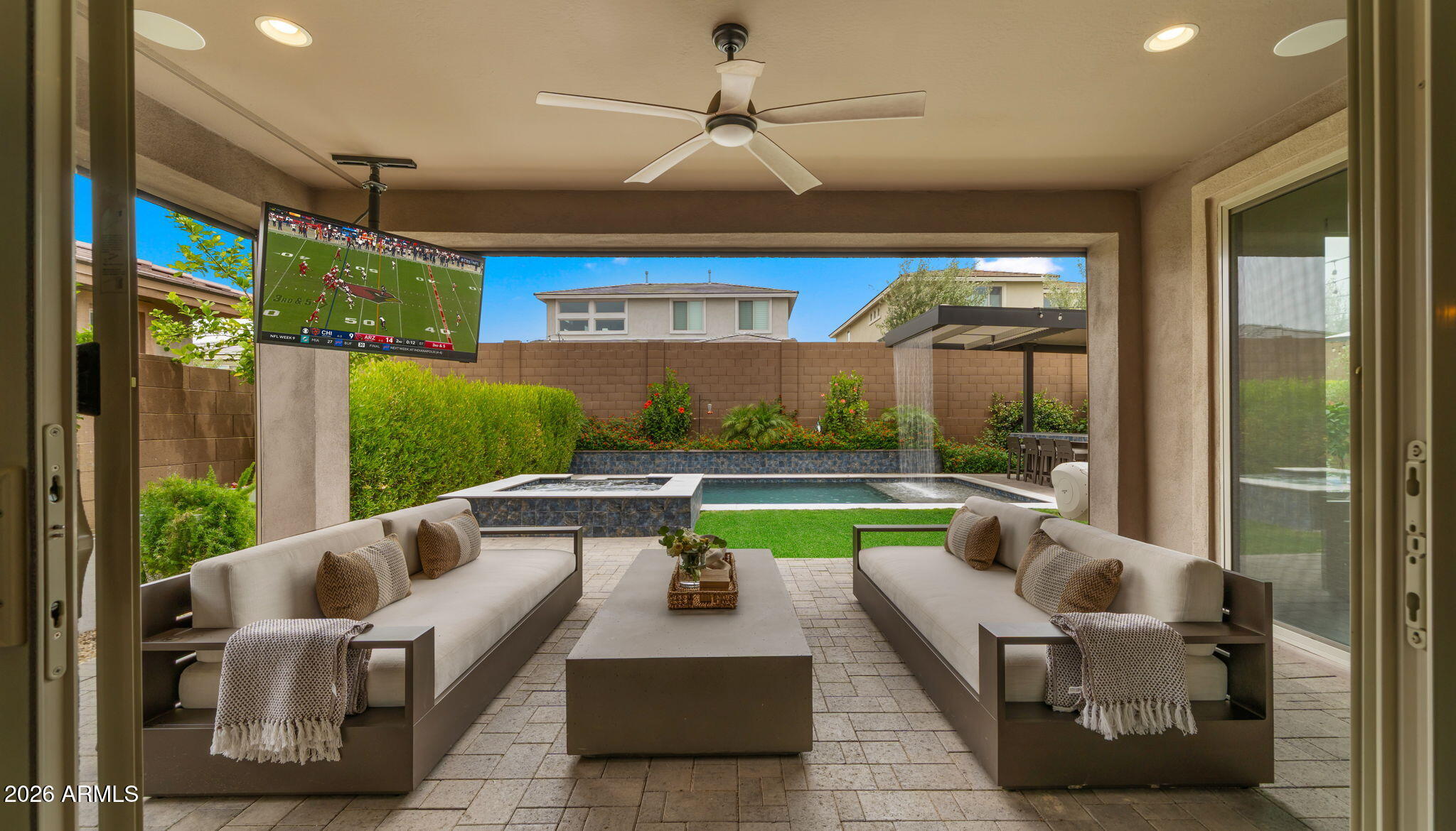 Talinn Desert Ridge - Residential