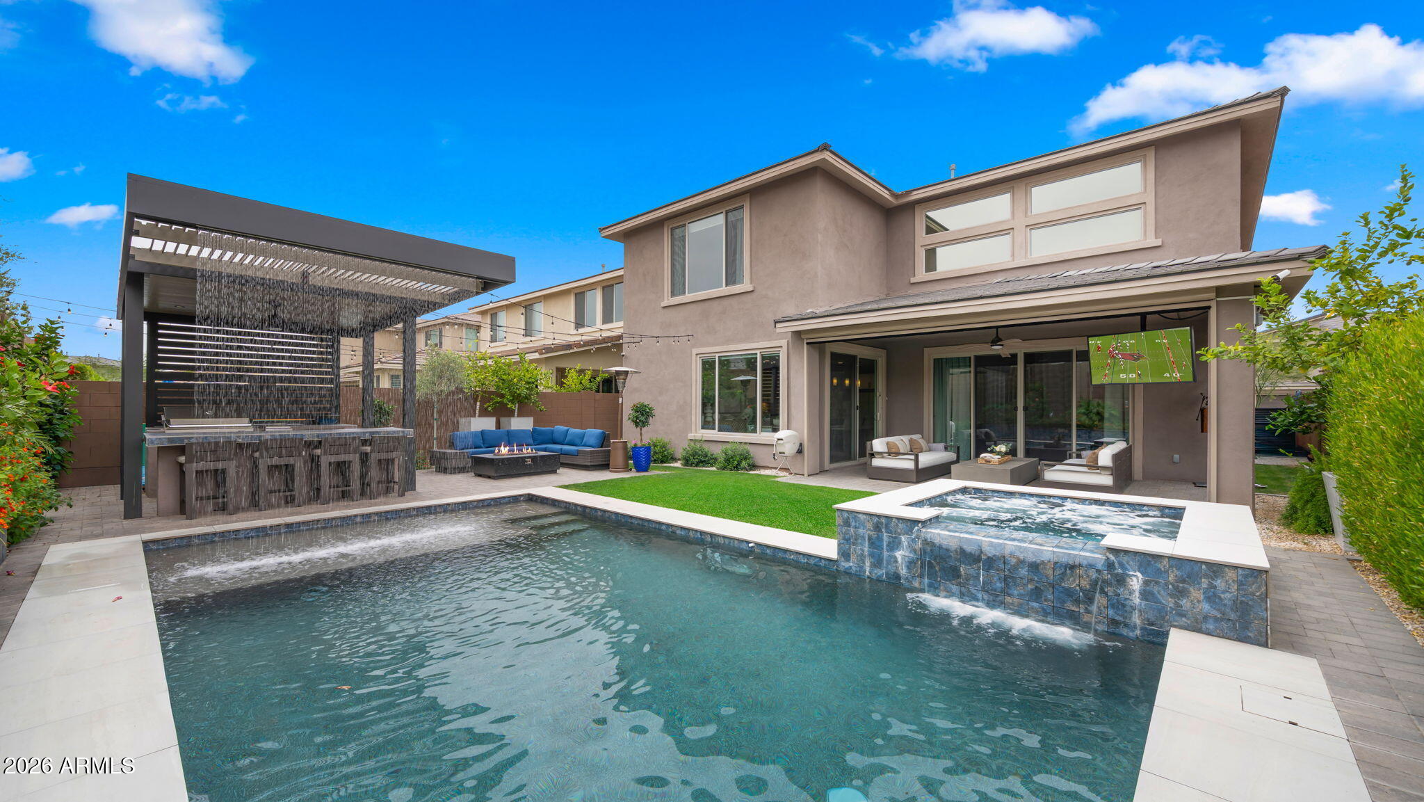 Talinn Desert Ridge - Residential