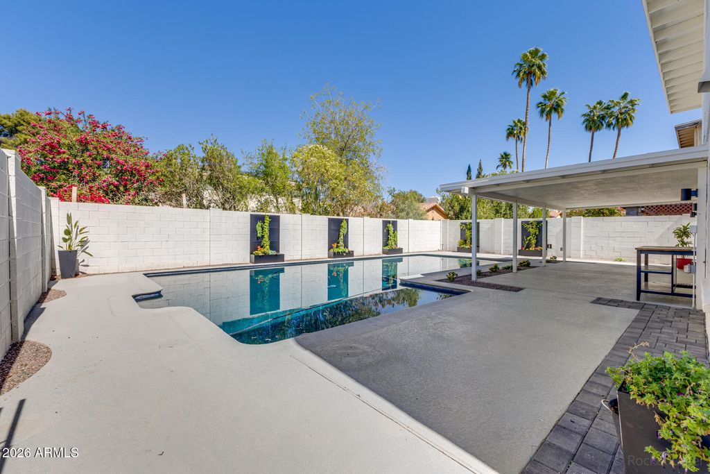 Photo of 1546 E Windjammer Way, Tempe, AZ 85283 (MLS # 6997276)