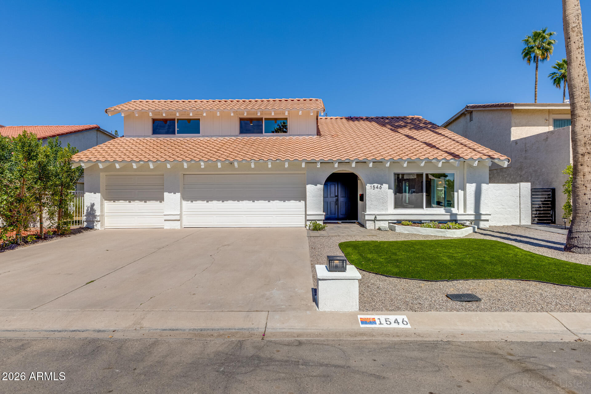 1546 E WINDJAMMER Way