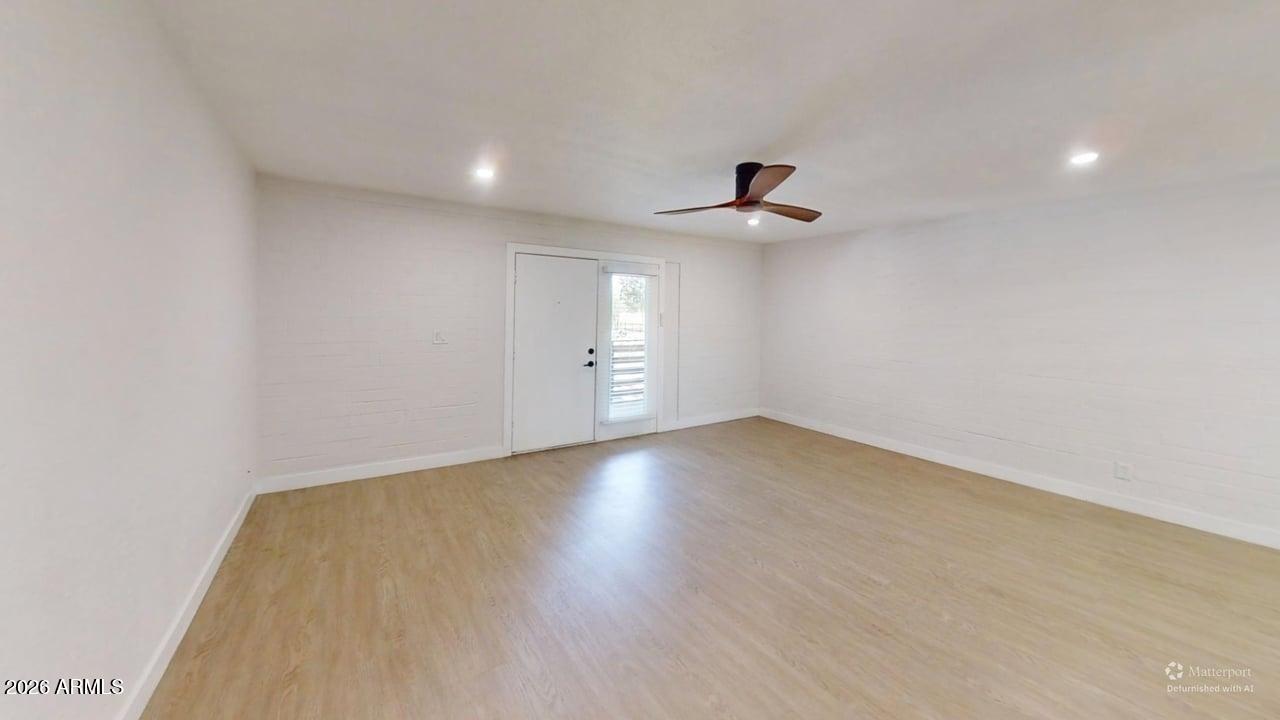 1840 W THOMAS Road 27