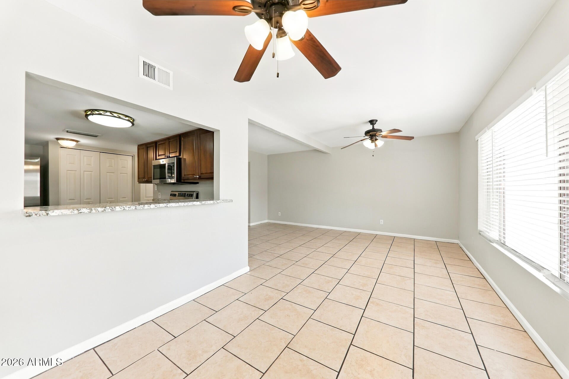 3819 W MERCER Lane