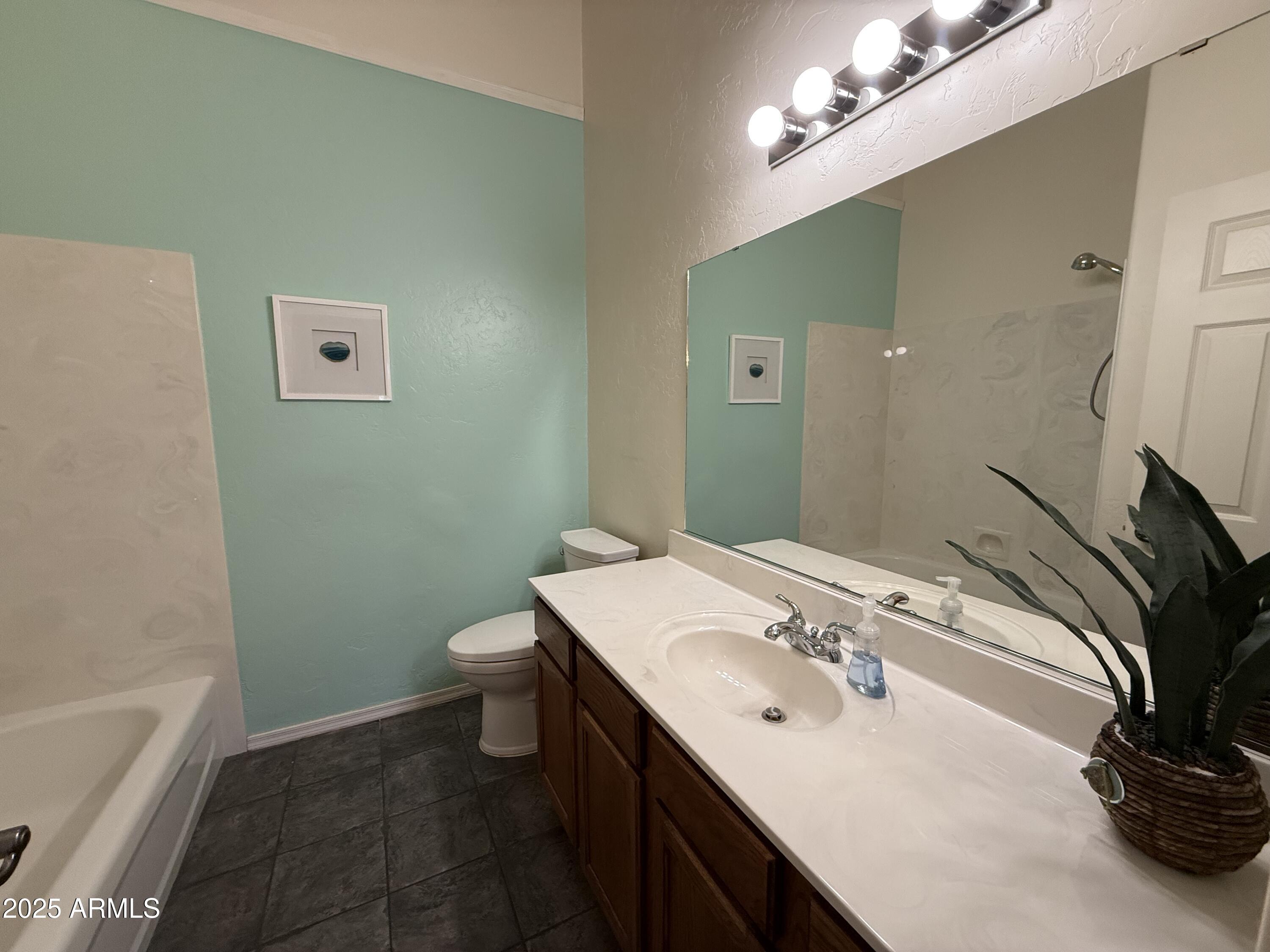 COUNTRY CLUB VILLAGE - Residential