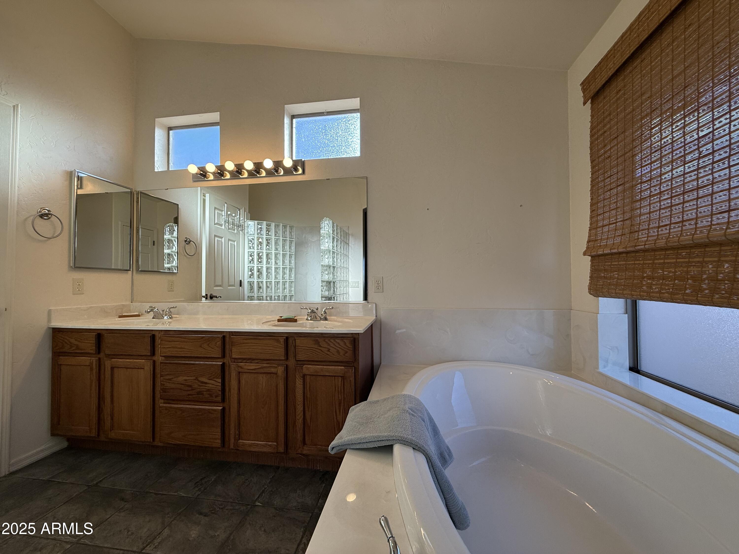 COUNTRY CLUB VILLAGE - Residential