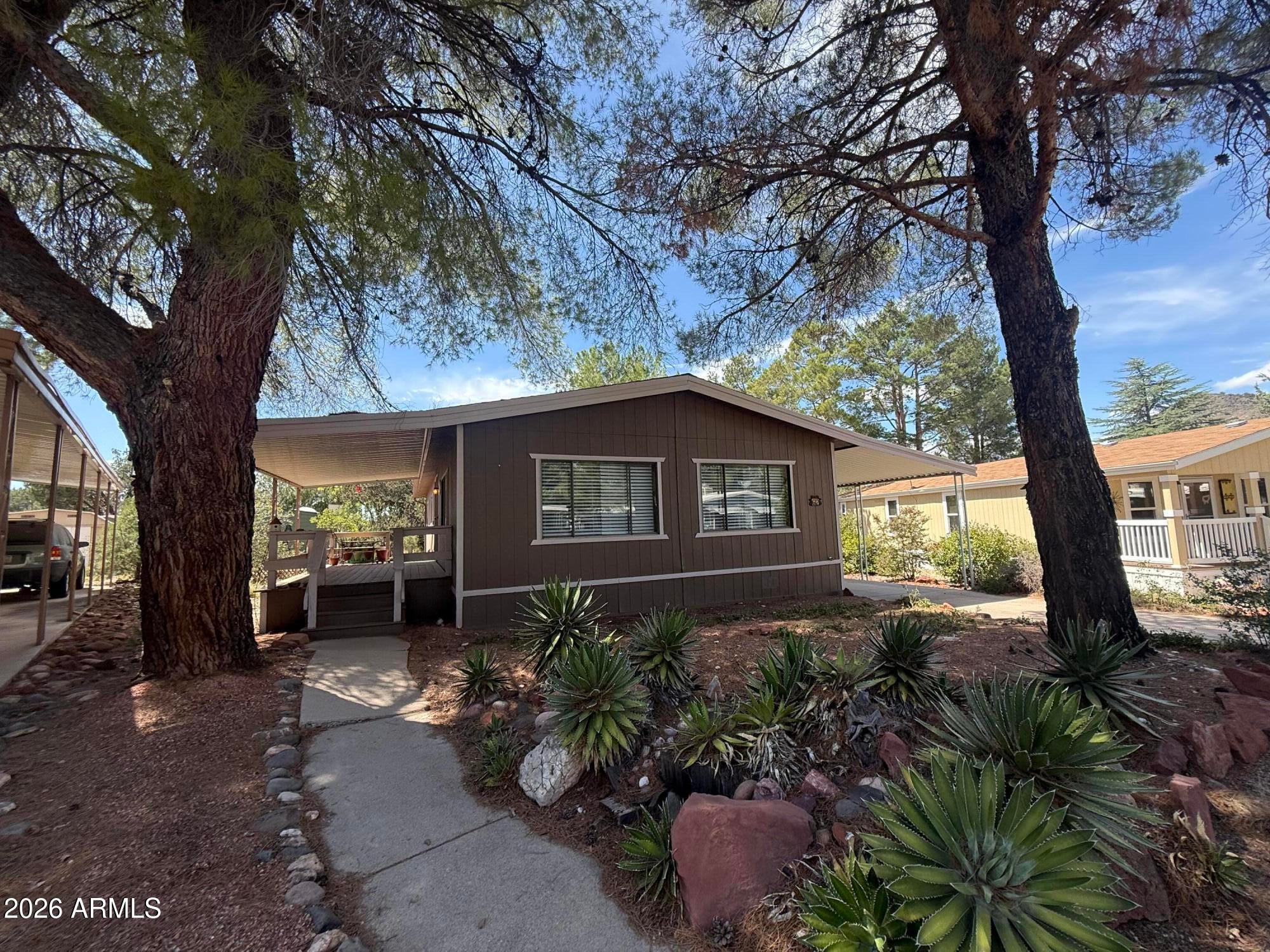 6770 W State Rte 89A -- 62
