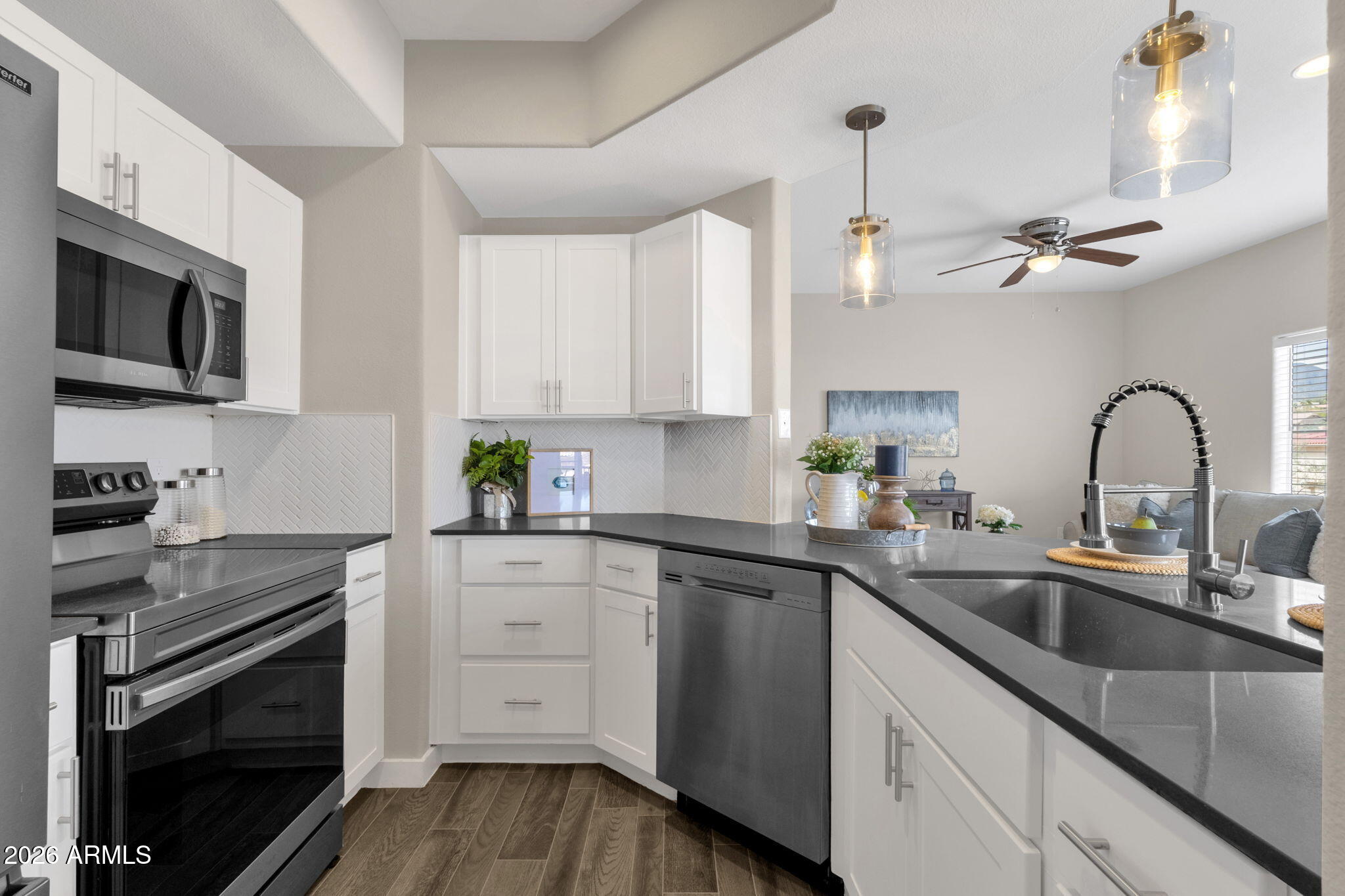 FOUR PEAKS VISTA CONDOMINIUM - Residential
