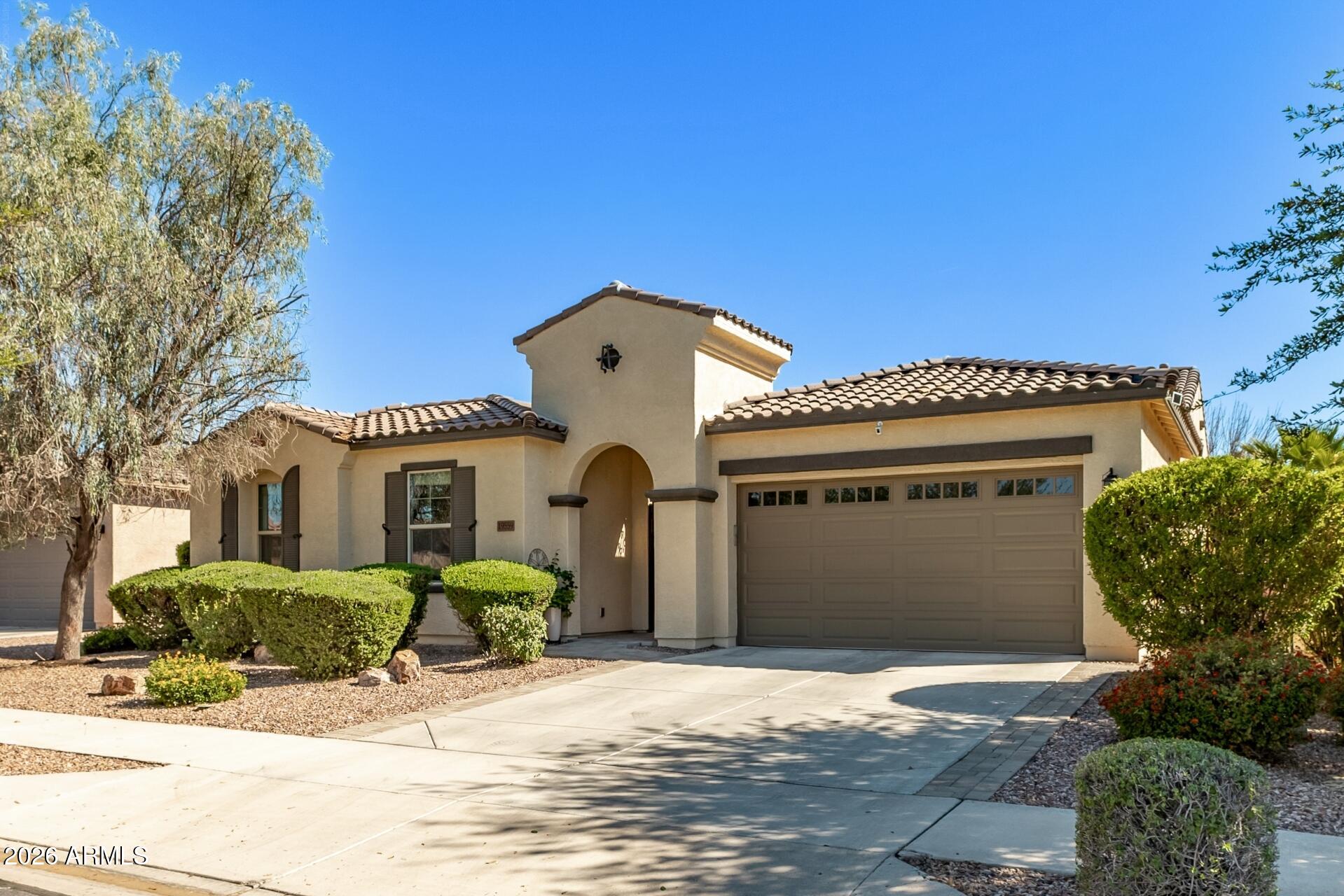 19559 E STRAWBERRY Drive