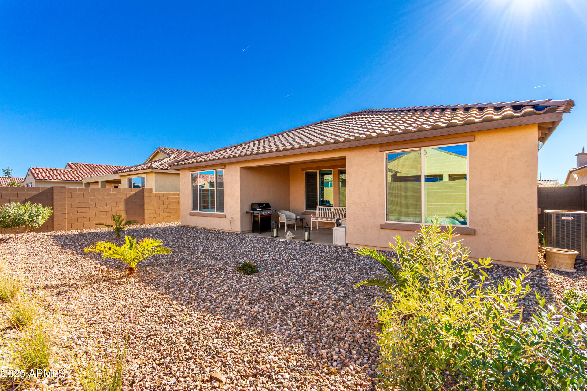 7674 W CACTUS WREN Way